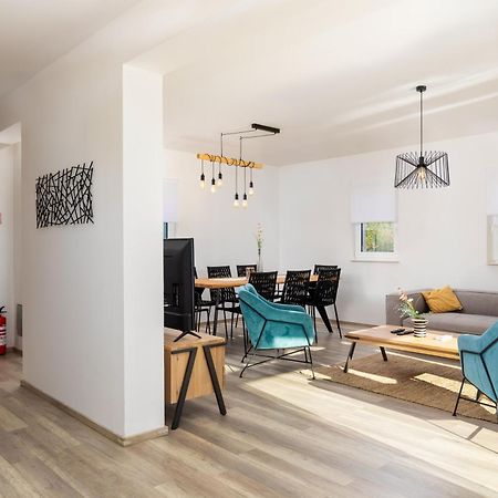 Diminici Villas エクステリア 写真